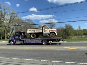 Hillside Autobody & Sales Inc. 24/hour Towing tow service company in Broadalbin, New York offering 24 hour towing near me