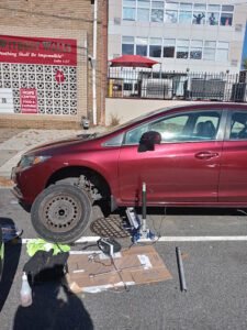 AKingLion tow service company in , offering 24 hour towing near me