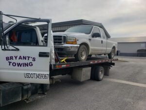 Bryant's Towing tow service company in , offering 24 hour towing near me