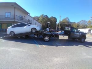 Roadside Assistance and Towing Inc. tow service company in Niceville, Florida offering 24 hour towing near me