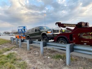 Freeway Service tow service company in Heyburn, Idaho offering 24 hour towing near me