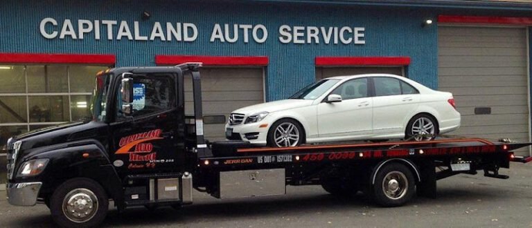 Capitaland Auto Service and Towing inc Tow Service in Albany, New York