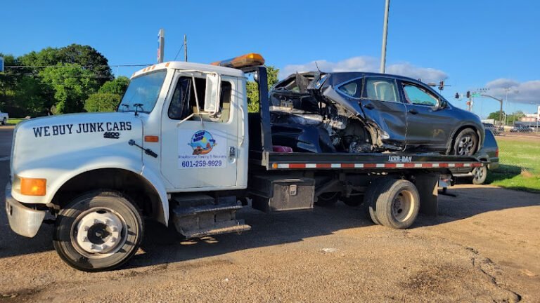 Roadrunner Towing and Recovery Tow Service in Clinton, Mississippi