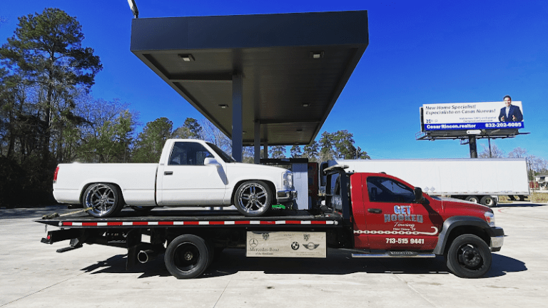 Get Hooked Towing Tow Service in Local, US