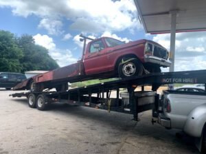 Chilli Wrecker Service - Chillicothe IL tow service company in , offering 24 hour towing near me