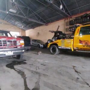 Marks 24 hour roadside assistance tow service company in Elmore City, OK offering 24 hour towing near me