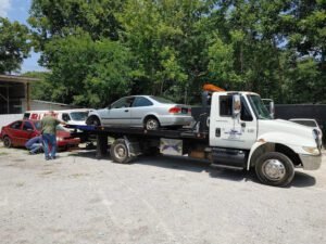 Artiga's Towing LLC tow service company in Toms River, New Jersey offering 24 hour towing near me