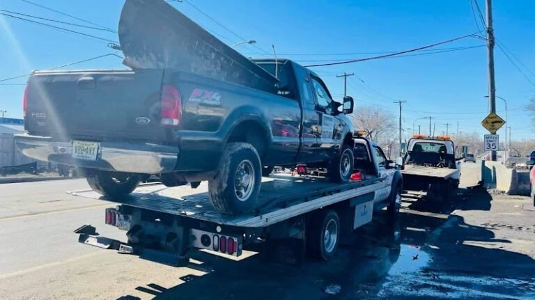 Towing A & B LLC Tow Service in Plymouth Meeting, Pennsylvania