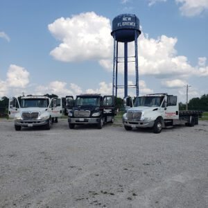Schreiber Towing tow service company in New Florence, Missouri offering 24 hour towing near me