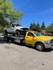 916 Towing & Roadside Assistance tow service company in Gold River, California offering 24 hour towing near me