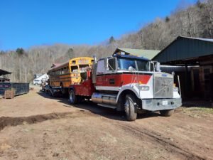 24 Hour Road Service tow service company in Uvalde, Texas offering 24 hour towing near me