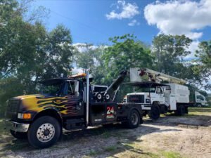 McConnell Towing tow service company in Memphis, Tennessee offering 24 hour towing near me