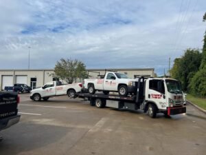 Reynolds Towing & Roadside LLC tow service company in West Mifflin, Pennsylvania offering 24 hour towing near me