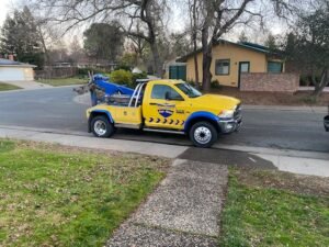 California Auto House Towing tow service company in Antelope, California offering 24 hour towing near me