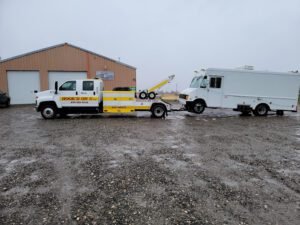 Hook'd On U llc tow service company in , offering 24 hour towing near me