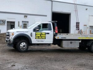 MN Towing & Junkers tow service company in Anoka, Minnesota offering 24 hour towing near me