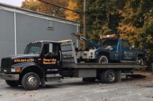 A&A Towing 24/7 Service tow service company in South Elgin, Illinois offering 24 hour towing near me