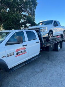 Reels Towing Rescue tow service company in Anoka, Minnesota offering 24 hour towing near me