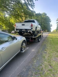 Roadside Rescue tow service company in , offering 24 hour towing near me