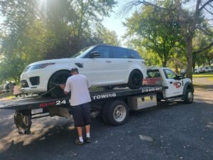 Pro Tow, L.L.C. tow service company in Cedar Rapids, Iowa offering 24 hour towing near me