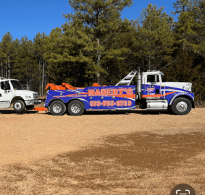 Nabert’s No Preference Towing, LLC tow service company in Poplar Bluff, Missouri offering 24 hour towing near me