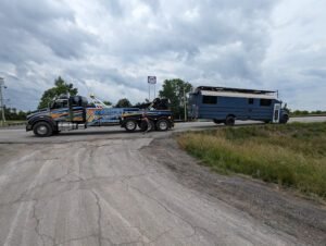 Omega Towing tow service company in Spring, Texas offering 24 hour towing near me