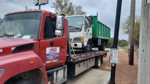 Twinkle Tows LLC tow service company in Holly Ridge, North Carolina offering 24 hour towing near me