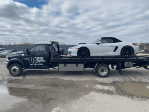 West St Paul Towing tow service company in , offering 24 hour towing near me