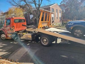 Axle & Spindle Truck Repair tow service company in Manchester, Connecticut offering 24 hour towing near me