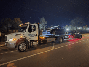 Lauderdale Towing Company tow service company in Fort Lauderdale, Florida offering 24 hour towing near me
