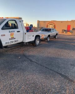 Amigo Towing tow service company in El Paso, Texas offering 24 hour towing near me