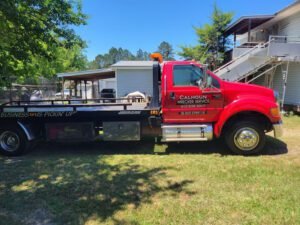 CALHOUN WRECKER SERVICE LLC tow service company in Hazlehurst, Georgia offering 24 hour towing near me