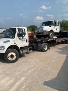 Haberberger Towing tow service company in Hillsboro, Missouri offering 24 hour towing near me
