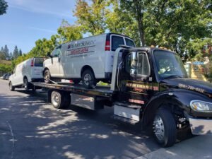 Sacramento Ace Towing tow service company in Rio Linda, California offering 24 hour towing near me
