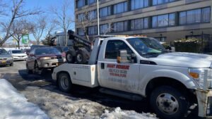 Night Breaker Towing tow service company in Elmhurst, New York offering 24 hour towing near me