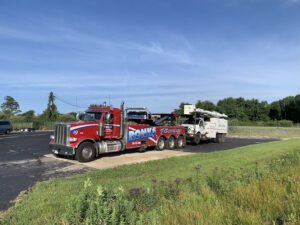 Ronk's Auto & Truck Towing Inc tow service company in Crestline, Ohio offering 24 hour towing near me