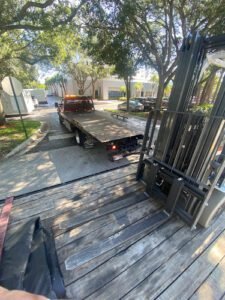 411 TOWING tow service company in , offering 24 hour towing near me