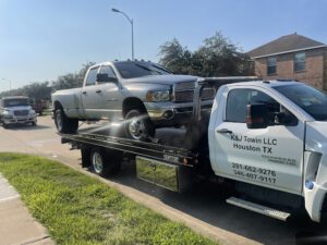 K&J Towing tow service company in , offering 24 hour towing near me