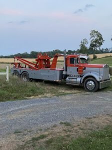 K&K Towing tow service company in Wickliffe, Kentucky offering 24 hour towing near me