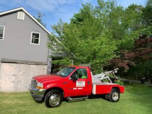Bubby's Towing tow service company in Penns Grove, New Jersey offering 24 hour towing near me