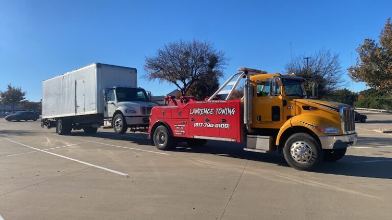 Lawrence Towing Tow Service in Lillian, Texas