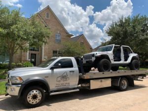 A AND M AUTO TOW tow service company in Houston, Texas offering 24 hour towing near me