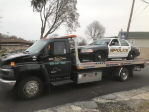 Select Auto towing tow service company in Glenolden, Pennsylvania offering 24 hour towing near me