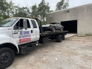 MJ Towing and Transportation tow service company in , offering 24 hour towing near me