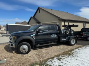 Blue Line Towing tow service company in , offering 24 hour towing near me