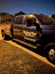 Hustle Tow tow service company in Houston, Texas offering 24 hour towing near me