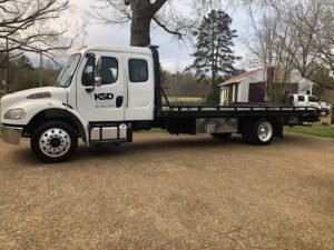 KSD Wrecker Service tow service company in , offering 24 hour towing near me