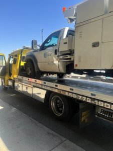 Gomez Towing Service tow service company in , offering 24 hour towing near me