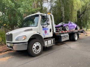 Van's Towing & Heavy Haul tow service company in Portland, Oregon offering 24 hour towing near me