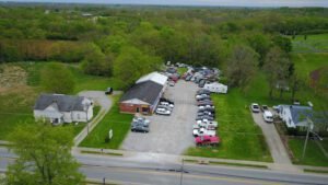 A Hodge Auto Repair & Towing tow service company in Crittenden, Kentucky offering 24 hour towing near me